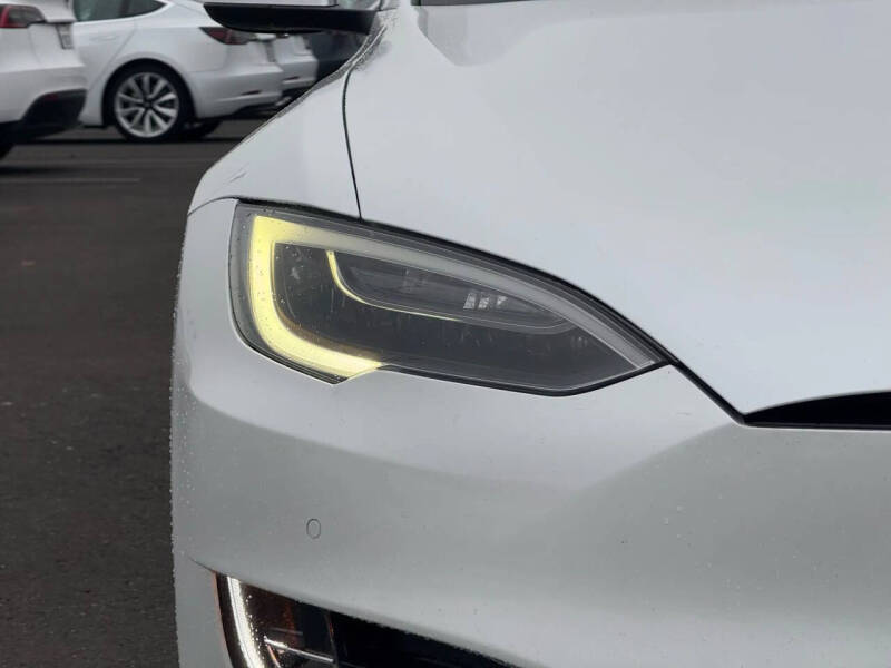 2016 Tesla Model S