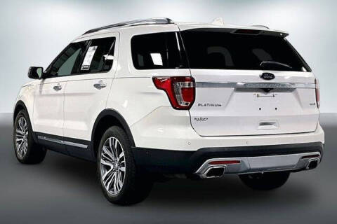 2017 Ford Explorer Platinum