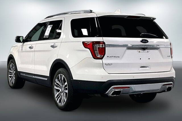 2017 Ford Explorer Platinum