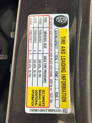 2017 Cadillac Escalade Luxury