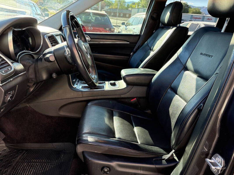 2017 Jeep Grand Cherokee Summit