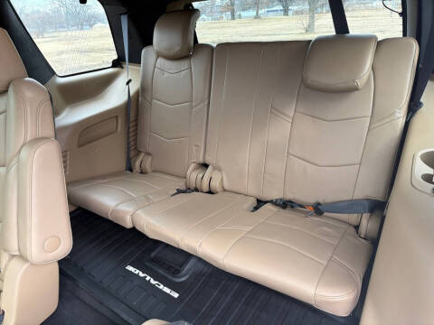 2019 Cadillac Escalade Platinum