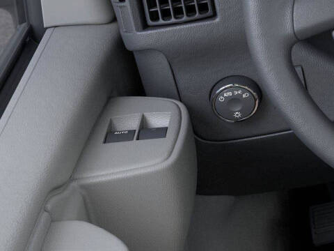 2025 Chevrolet Express 3500