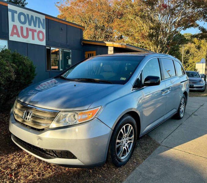 2013 Honda Odyssey for sale at Town Auto in Chesapeake VA