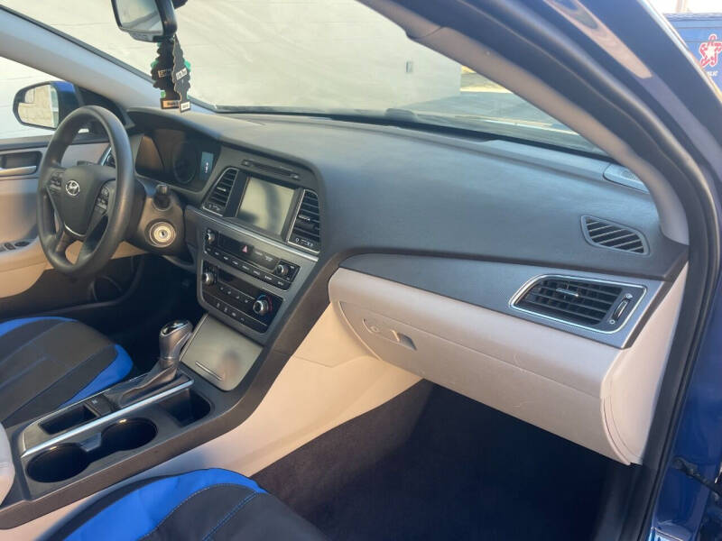 2016 Hyundai Sonata SE