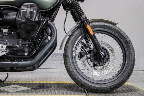 2020 Moto Guzzi V7 III Racer