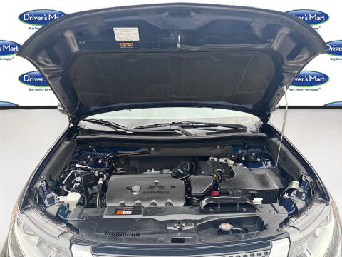 2020 Mitsubishi Outlander SE