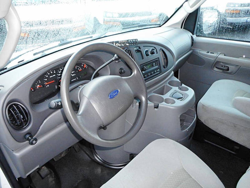 2008 Ford E-Series E-150