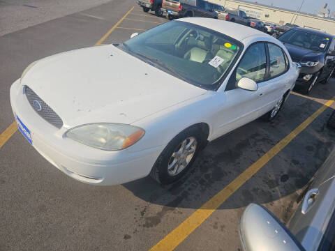 2007 Ford Taurus for sale at BRETT SPAULDING SALES in Onawa IA