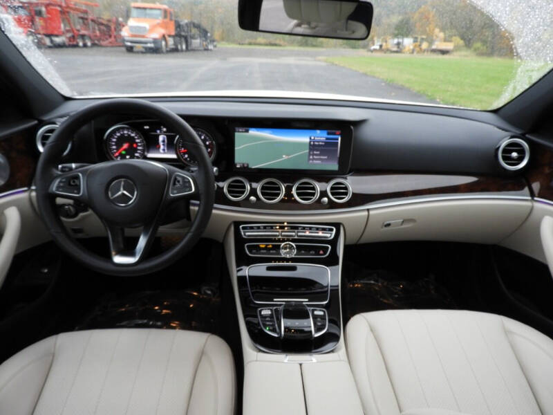 2017 Mercedes-Benz E-Class E 300 4MATIC