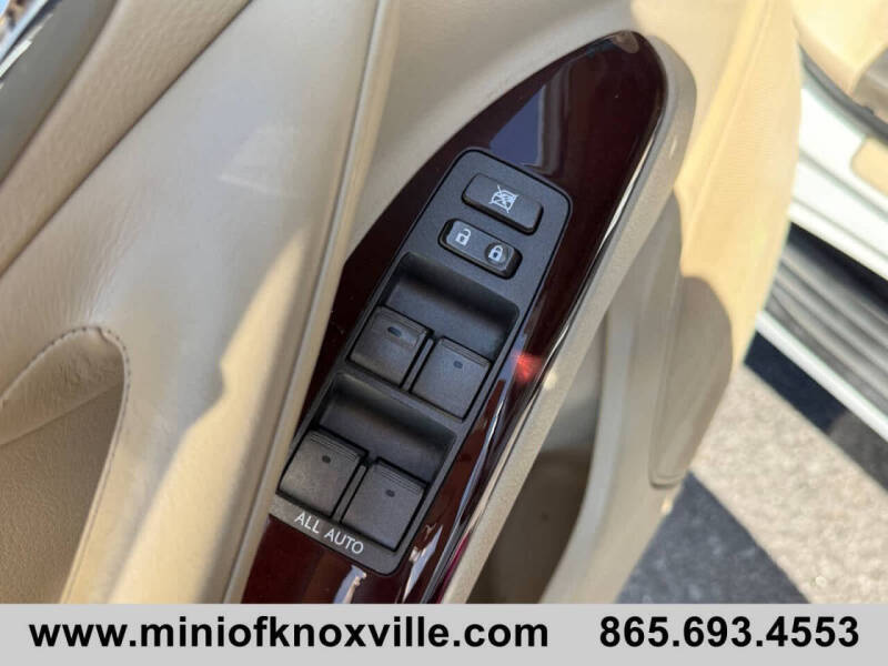 2014 Lexus LX 570