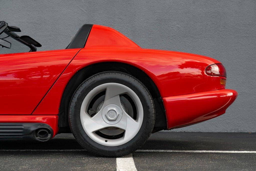 Red 1993 Dodge Viper RT/10 Convertible RT/10 2dr Convertible 57