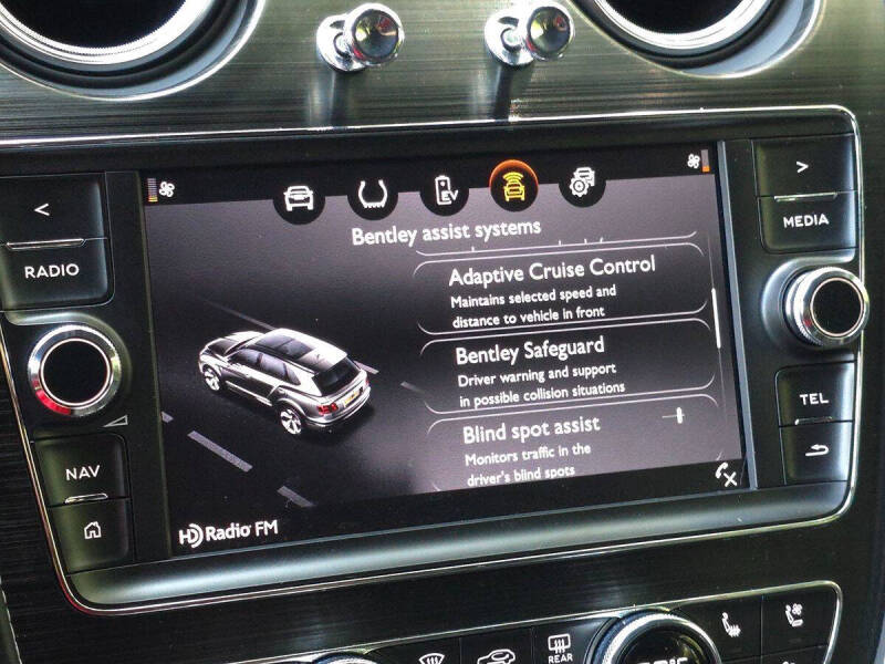 2020 Bentley Bentayga Hybrid