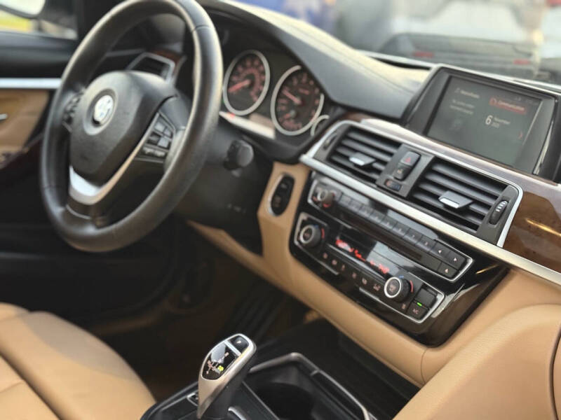 2018 BMW 3 Series 330i