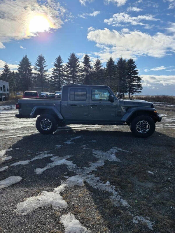 2021 Jeep Gladiator WILLYS's photo