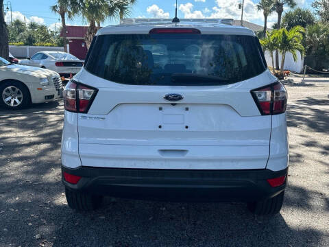 2017 Ford Escape S