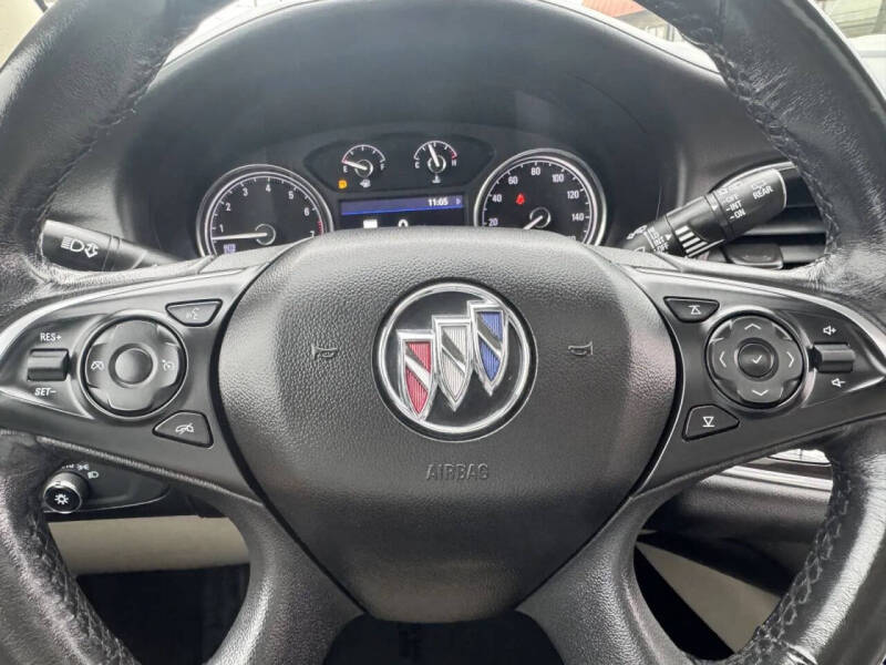 2021 Buick Enclave Essence
