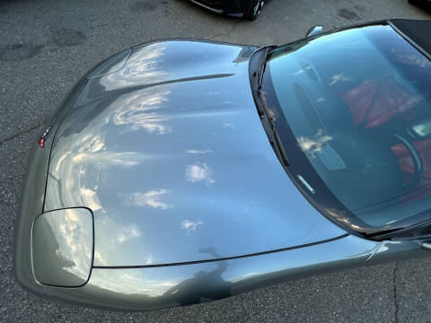 2004 Chevrolet Corvette