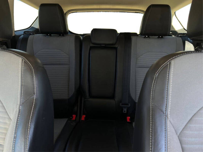 2017 Ford Escape SE