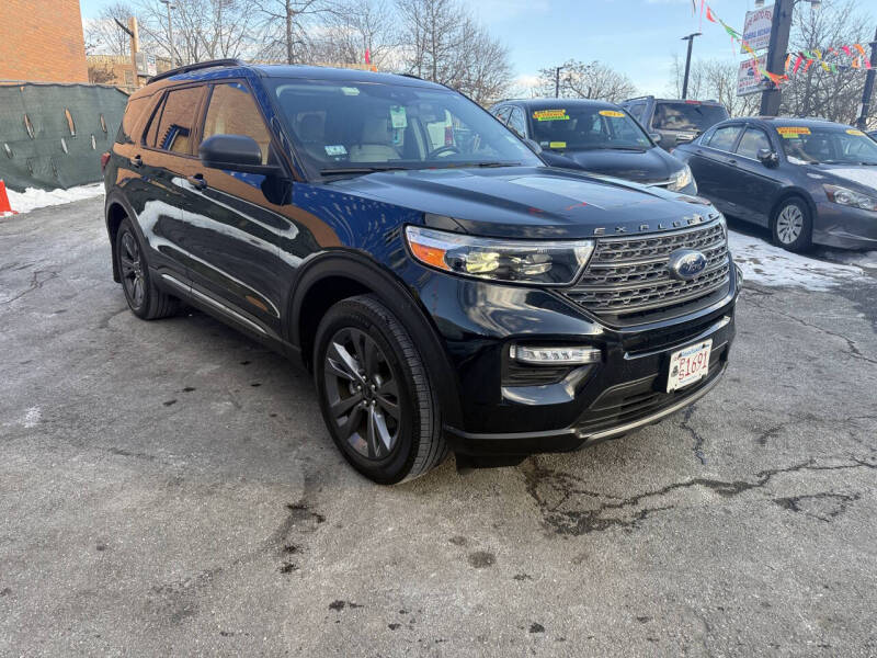 2021 Ford Explorer XLT's photo