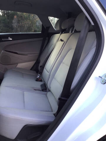 2020 Hyundai Tucson SE