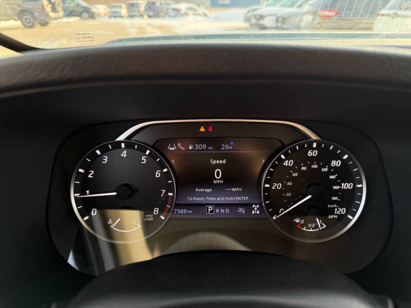 2023 Nissan Frontier SV