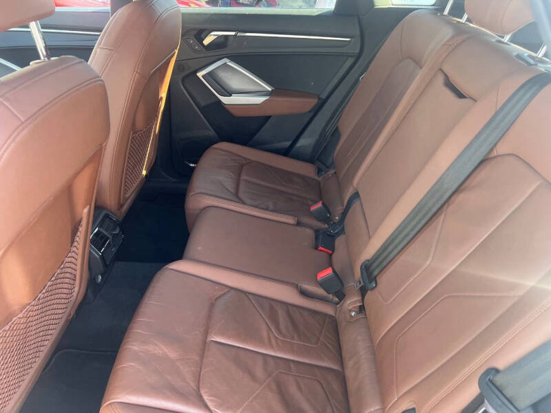 2019 Audi Q3 quattro S line Prem Plus 45 TFSI