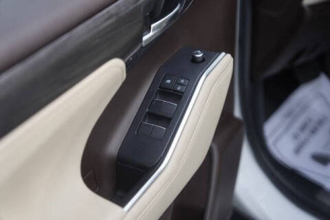 2022 Toyota Highlander Platinum