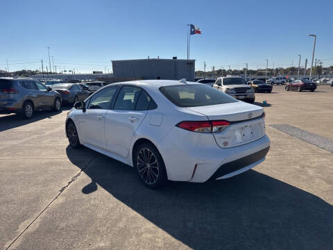 2020 Toyota Corolla LE