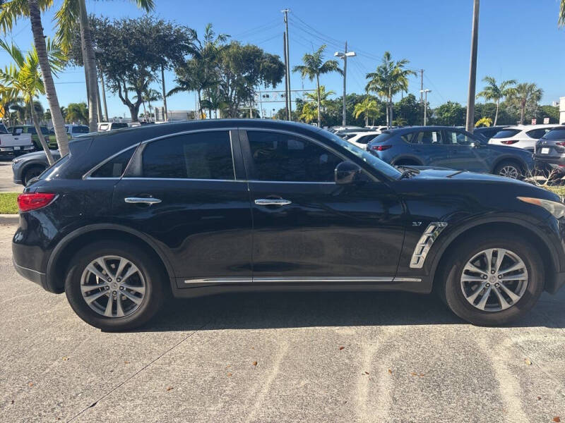 2015 Infiniti QX70