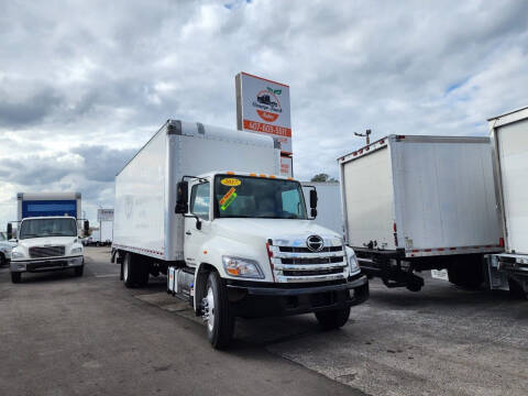 2017 Hino 268A