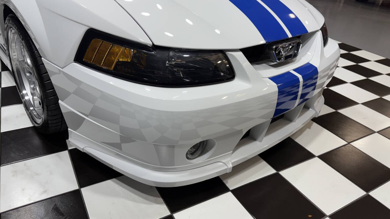 2003 Ford Mustang 39