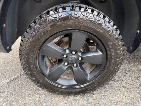 2016 RAM 1500 SLT
