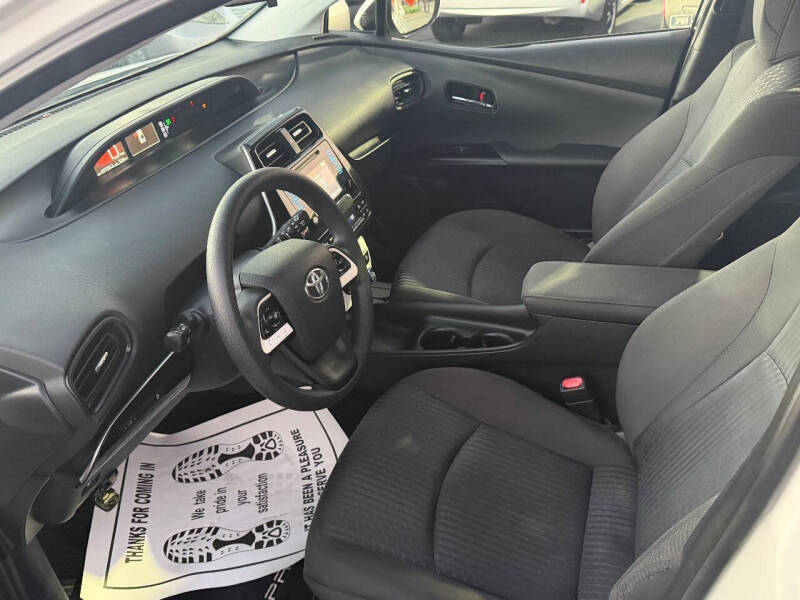 2016 Toyota Prius Two