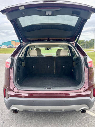 2019 Ford Edge Titanium