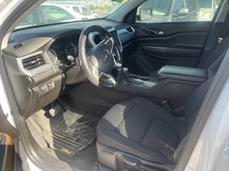 2019 GMC Acadia SLE-1