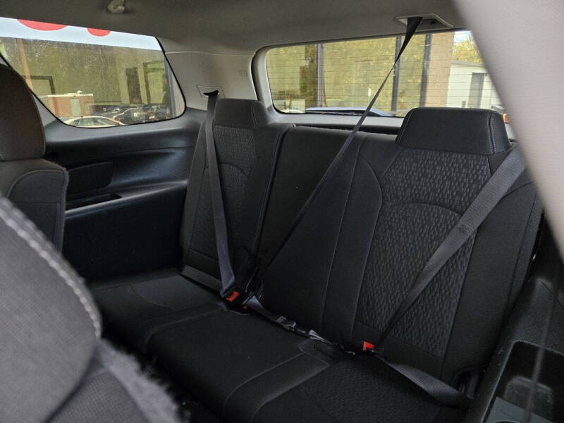 2016 GMC Acadia SLE-1