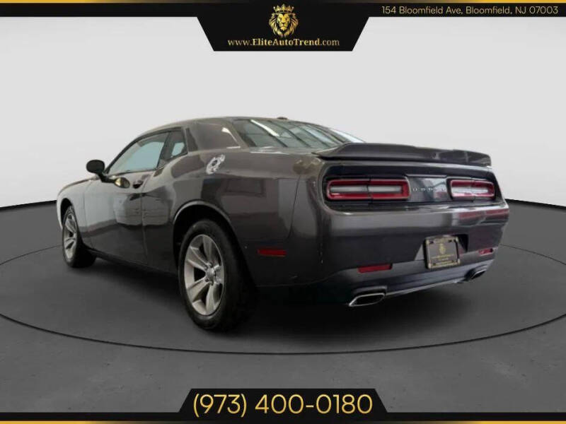 2020 Dodge Challenger SXT