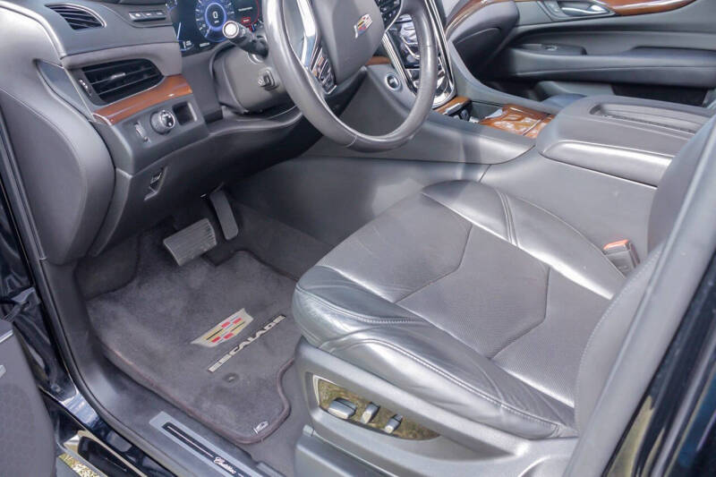 2019 Cadillac Escalade Premium Luxury