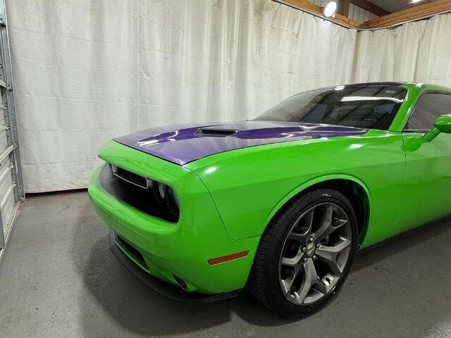 2016 Dodge Challenger SXT