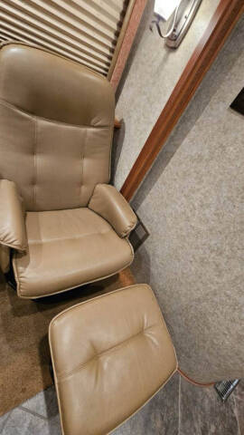 2009 Winnebago Itssca Meridian 34Y