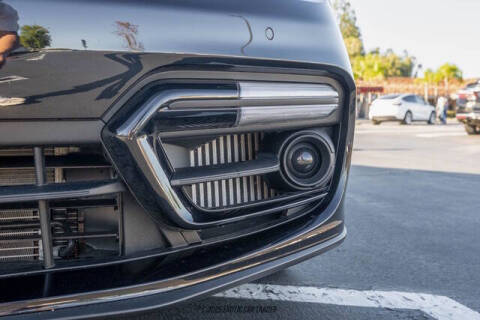 2023 Porsche Panamera GTS