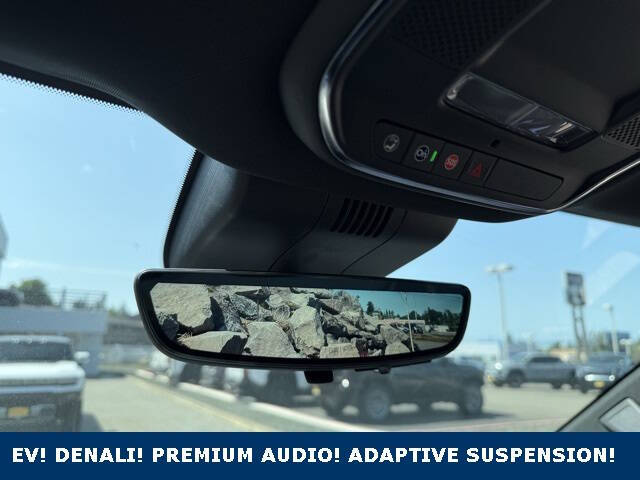 2025 GMC Sierra EV Denali