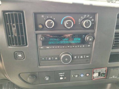 2025 Chevrolet Express 2500