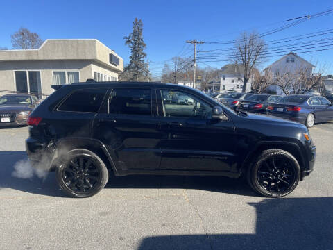 2018 Jeep Grand Cherokee Altitude