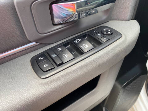 2017 RAM 1500 Big Horn