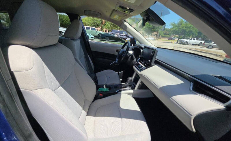 2022 Toyota Corolla Cross LE