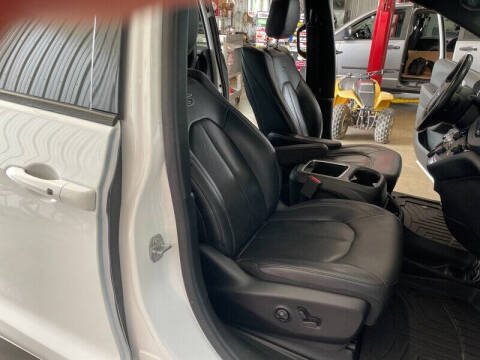 2018 Chrysler Pacifica Touring L Plus