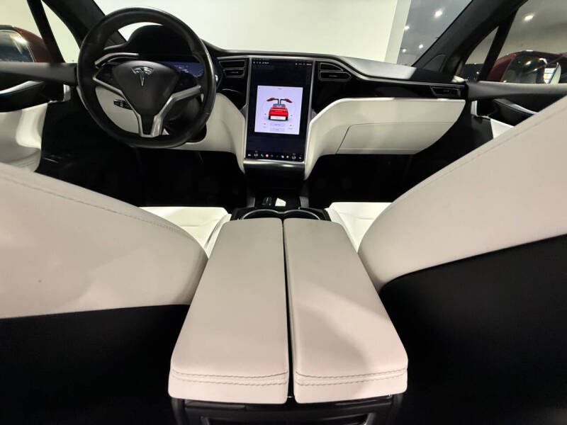 2018 Tesla Model X 75D