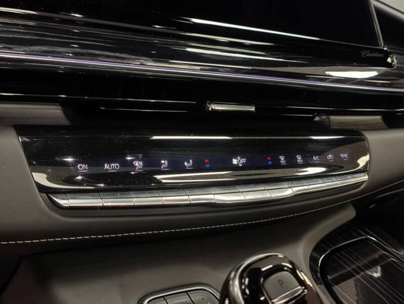 2023 Cadillac Escalade-V ESV